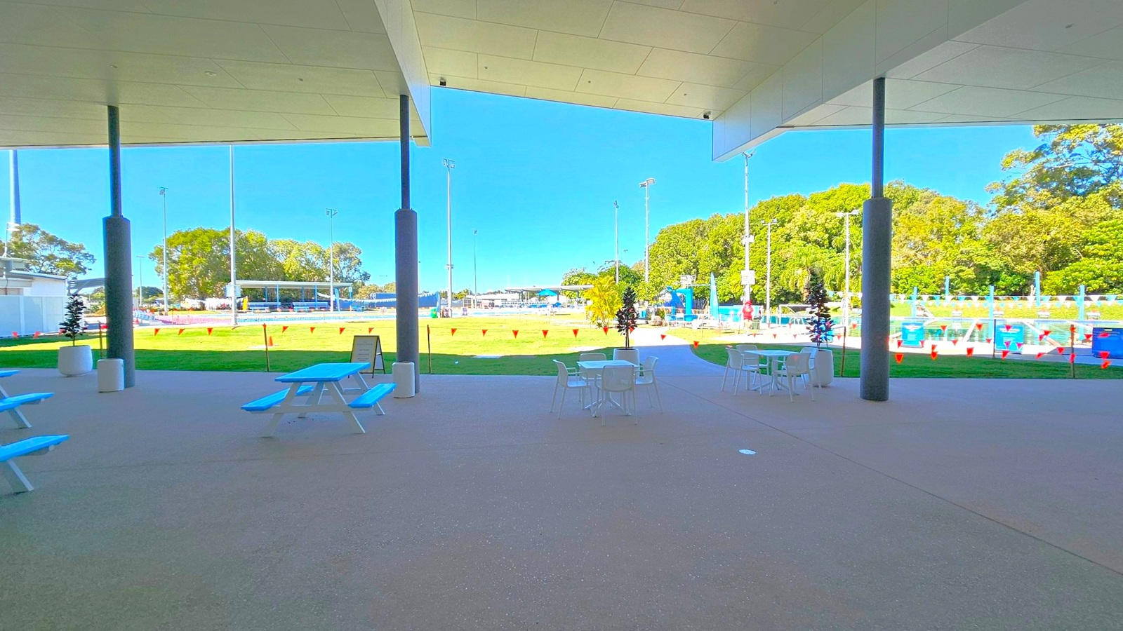 Entrance & Café at Kawana Aquatic Centre